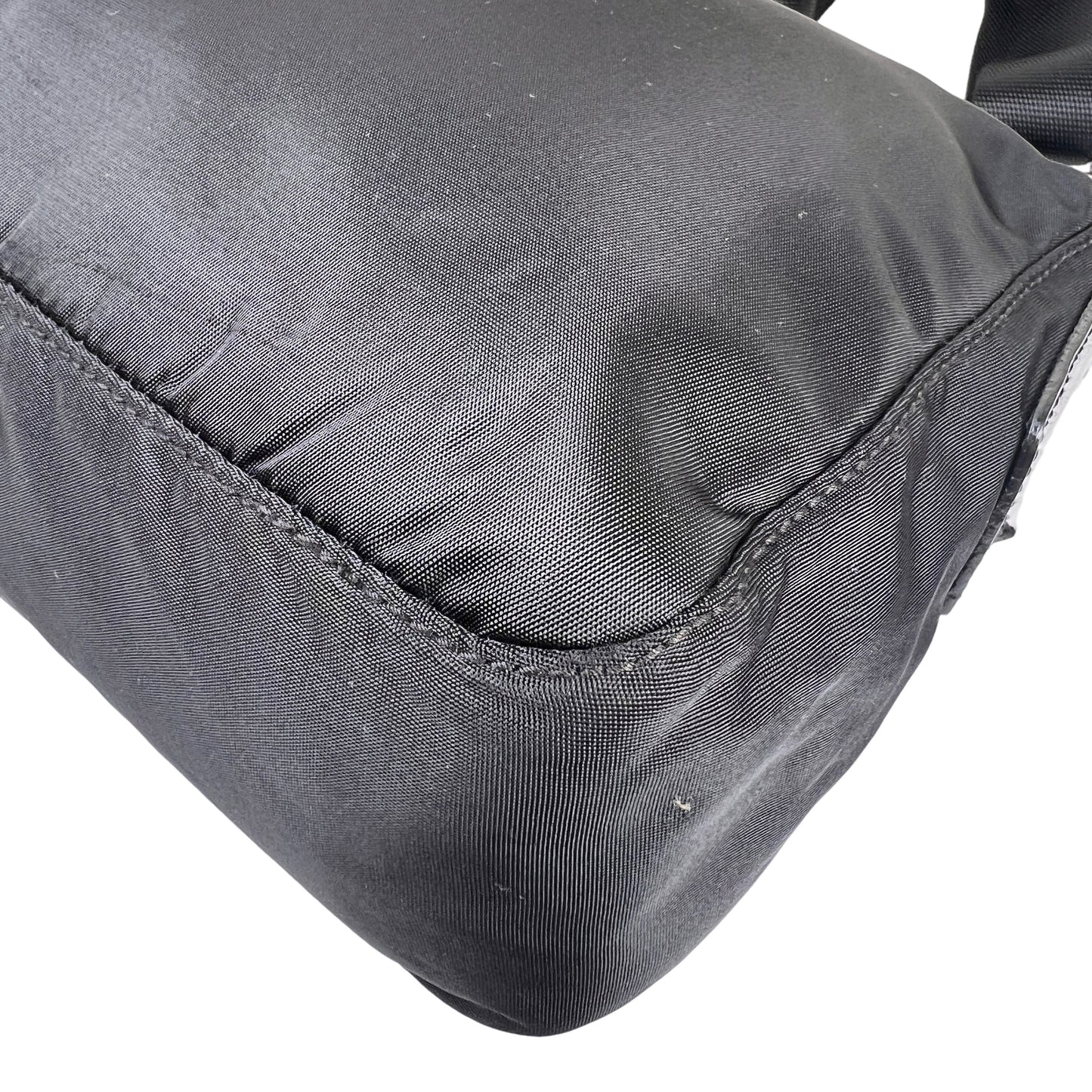 Prada Black Handle Bags A-15707