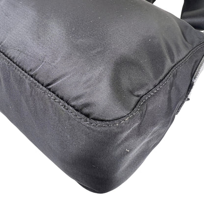Prada Black Handle Bags A-15707