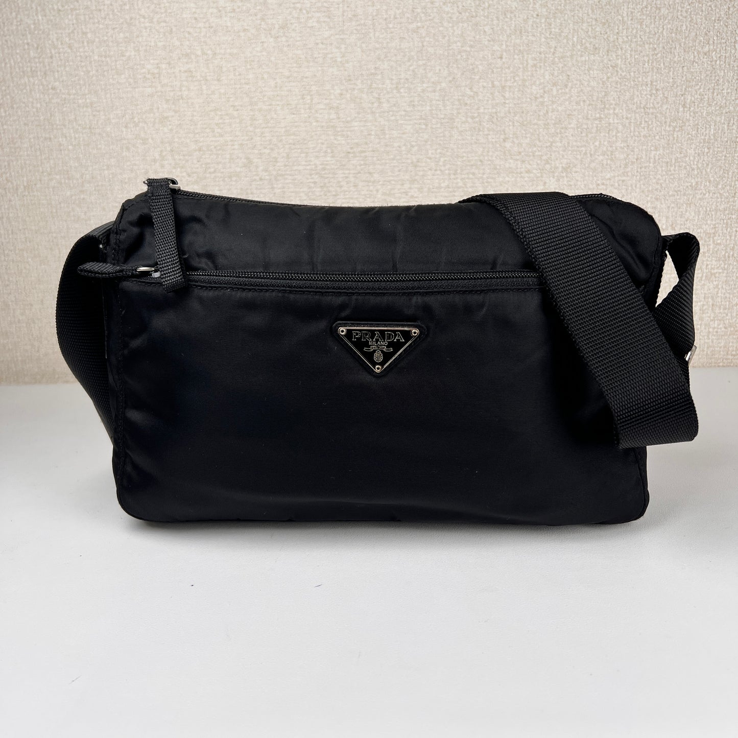 Prada Black Handle Bags A-15707