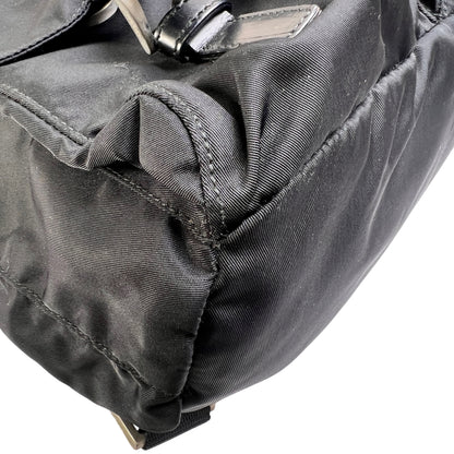 Prada Black Handle Bags A-15708