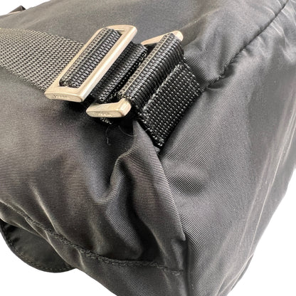 Prada Black Handle Bags A-15708