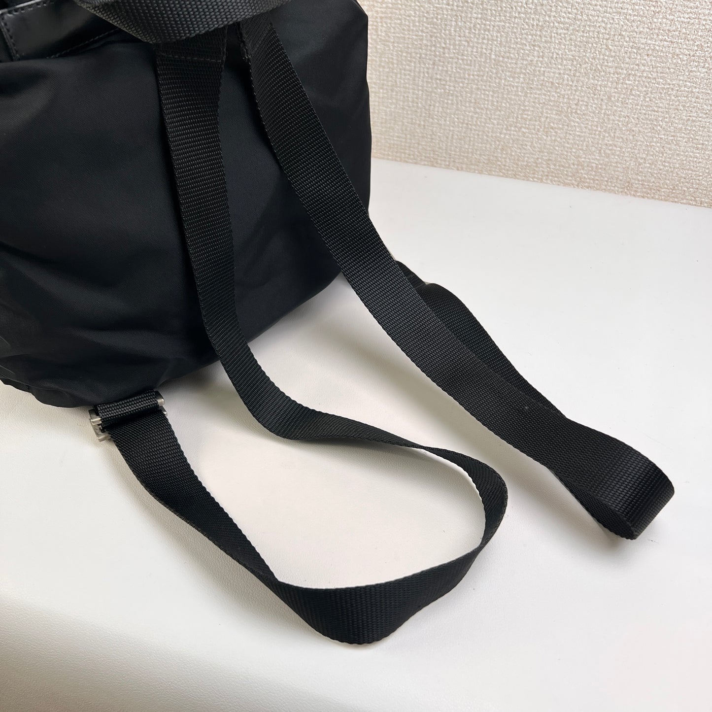 Prada Black Handle Bags A-15708