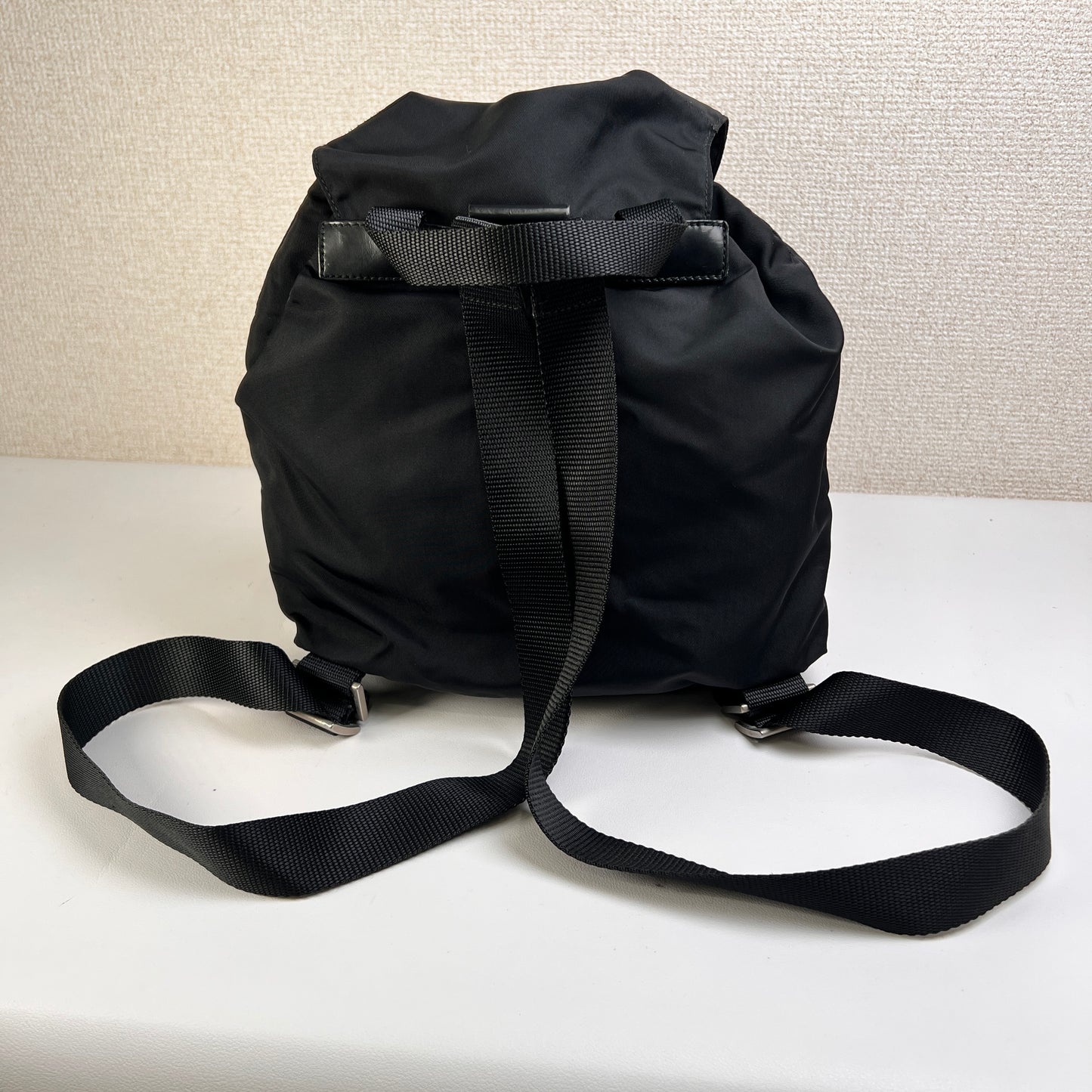 Prada Black Handle Bags A-15708