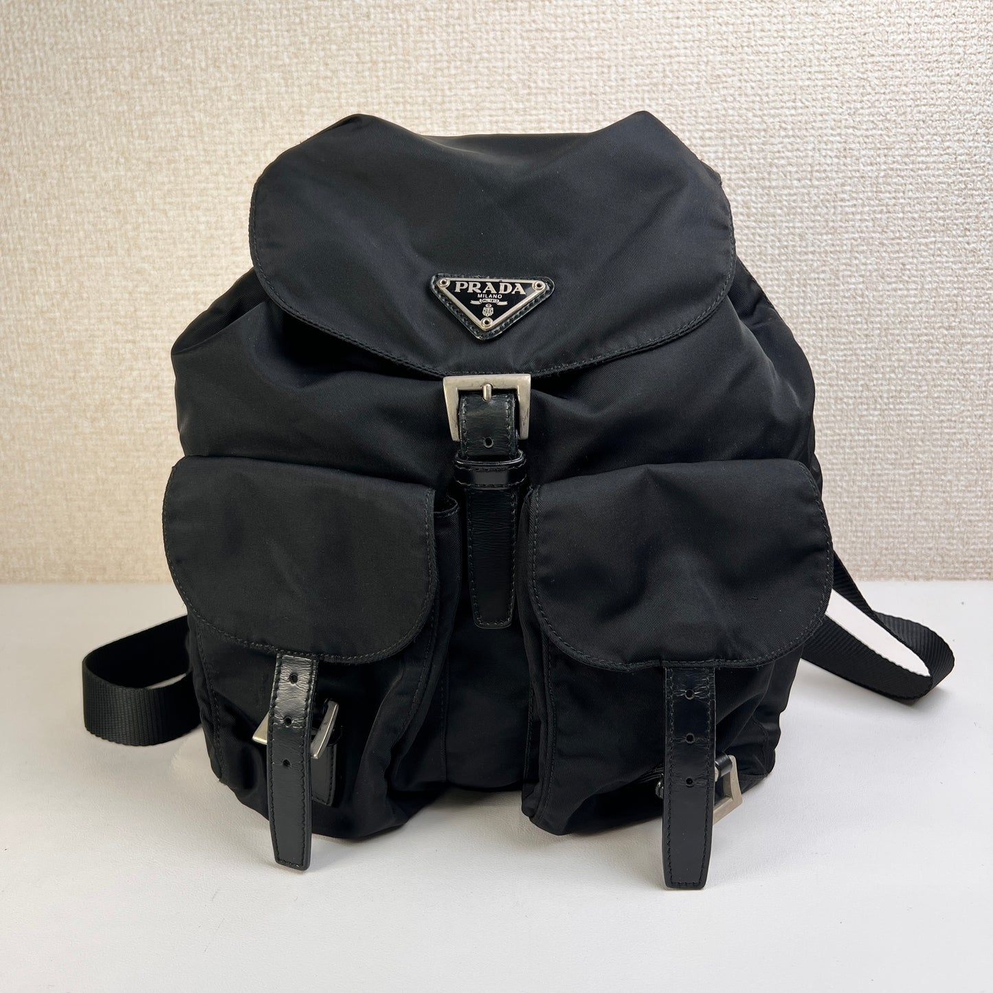 Prada Black Handle Bags A-15708