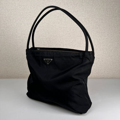 Prada Black Handle Bags A-15722
