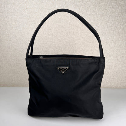 Prada Black Handle Bags A-15722