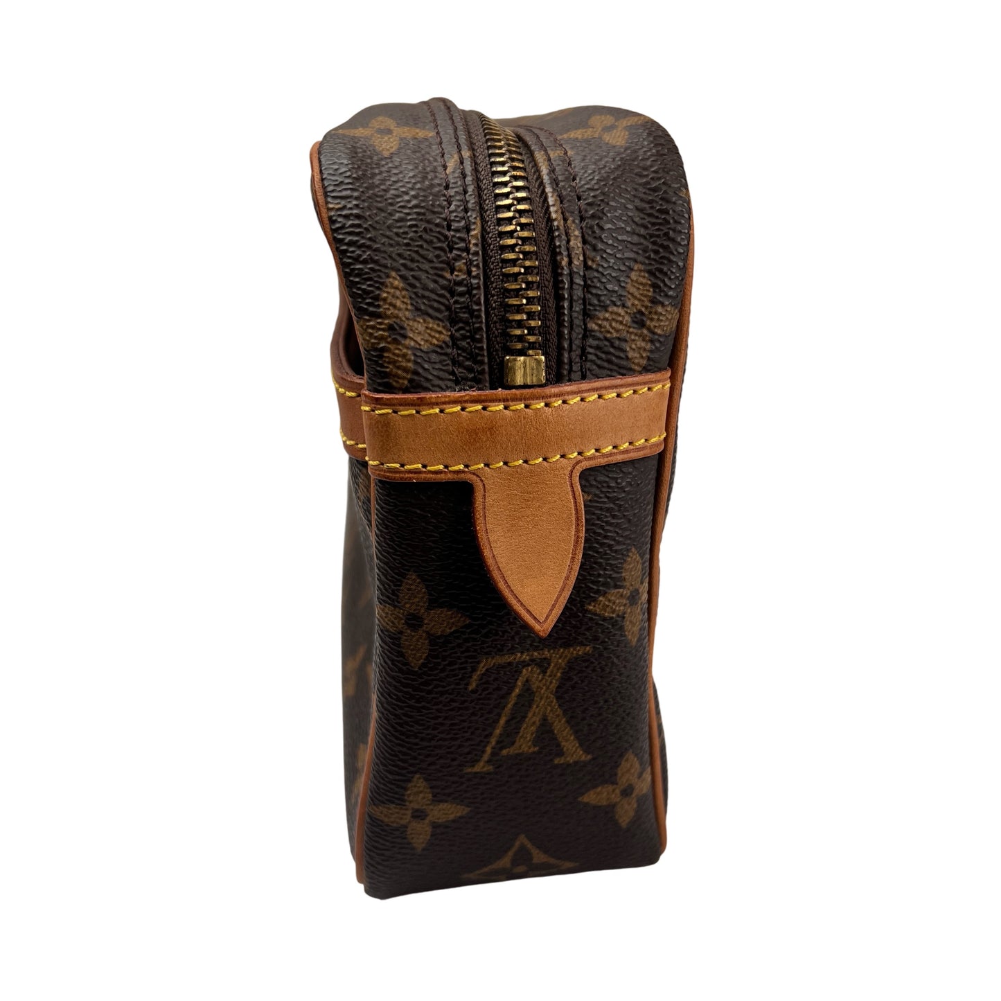 Louis Vuitton Brown Shoulder Bags A-15724