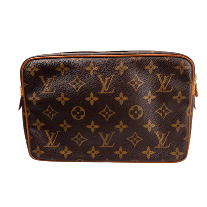 Louis Vuitton Brown Shoulder Bags A-15724