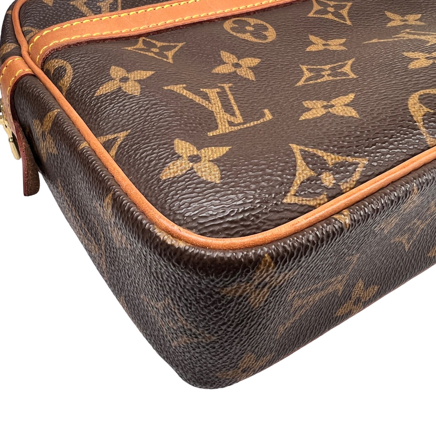 Louis Vuitton Brown Shoulder Bags A-15724