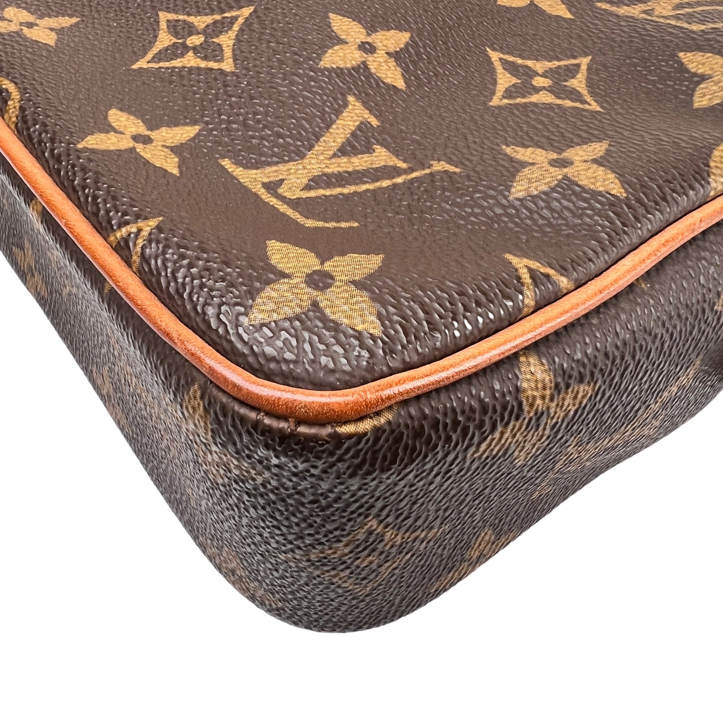 Louis Vuitton Brown Shoulder Bags A-15724