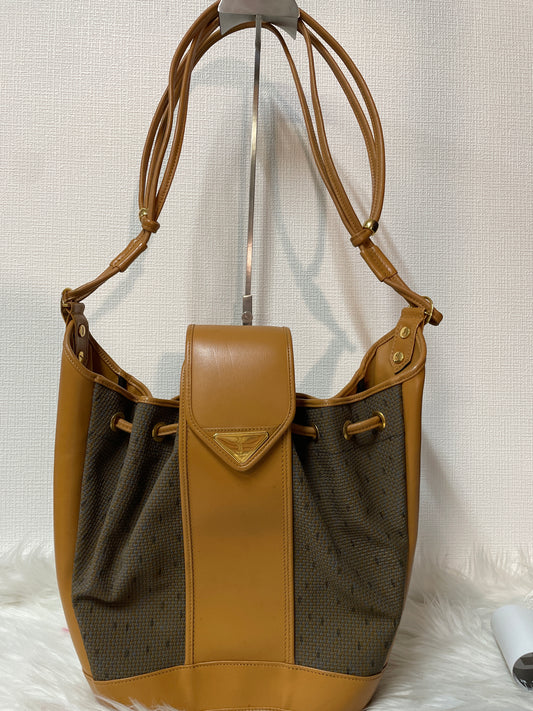 Saint Laurent Brown Shoulder Bags A-15725