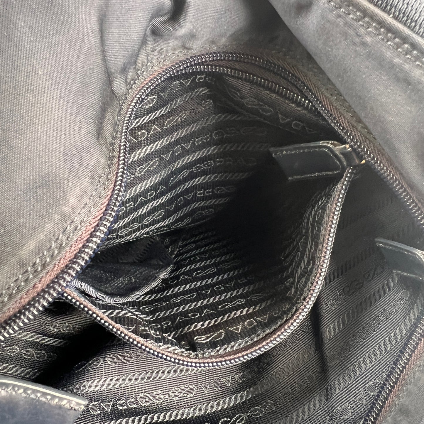 Prada Navy Tote Bags A-15732