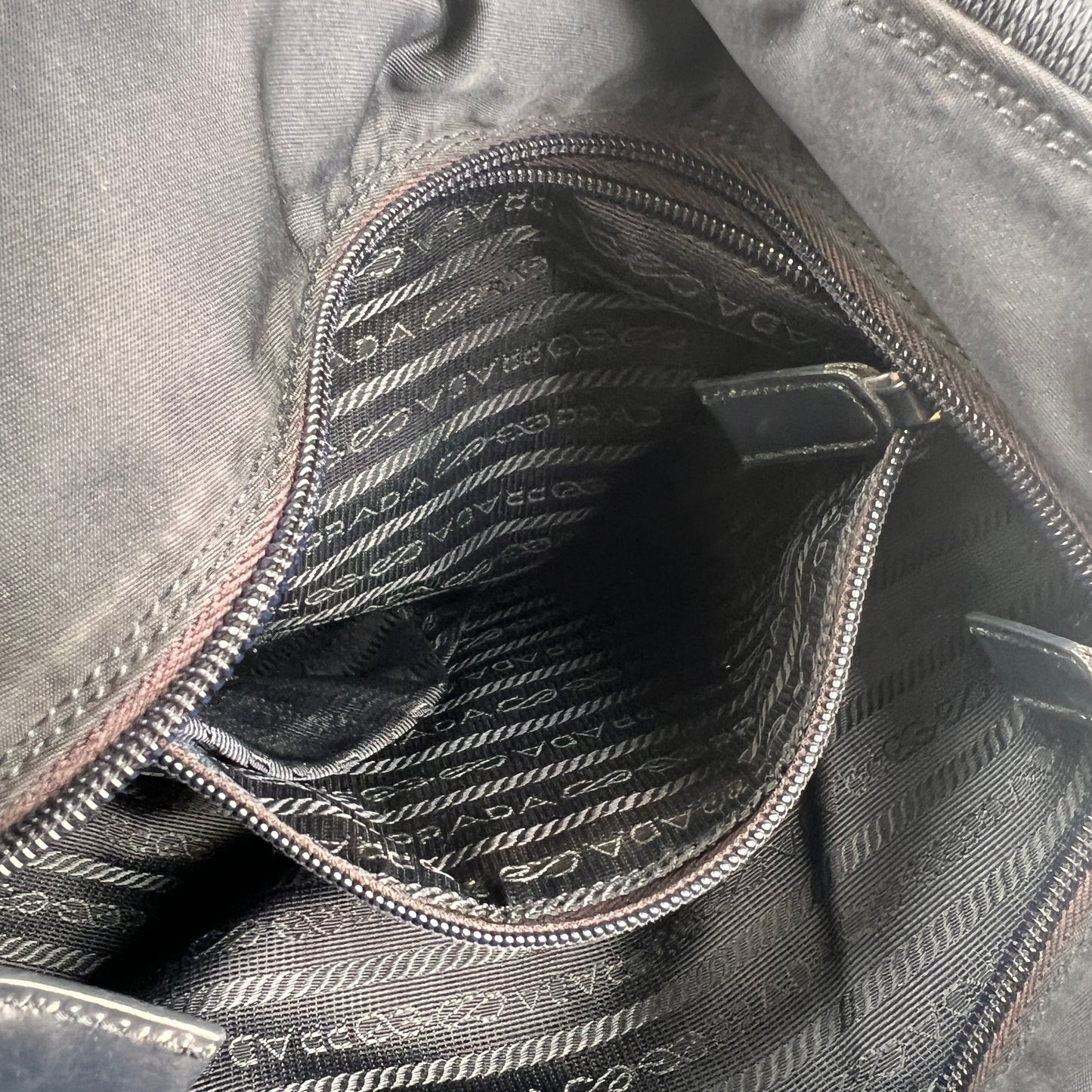 Prada Navy Tote Bags A-15732