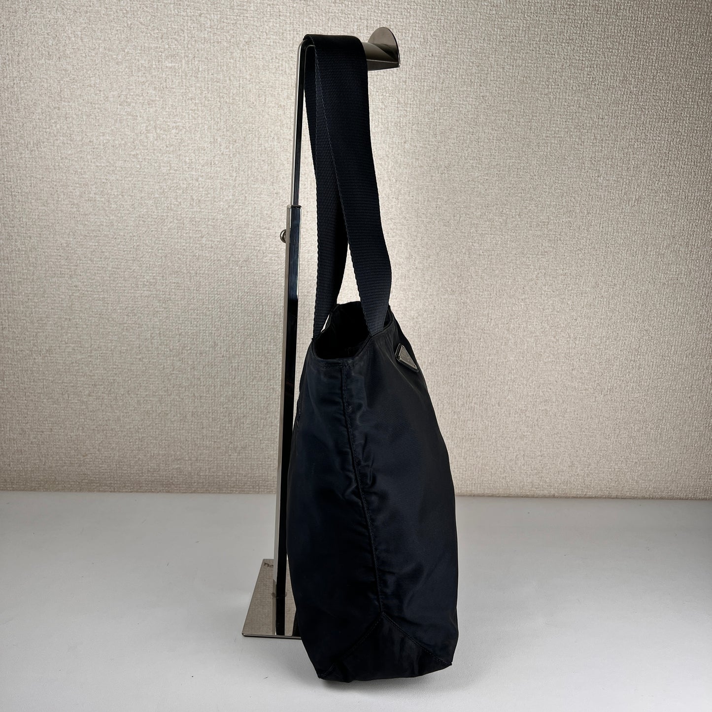 Prada Navy Tote Bags A-15732