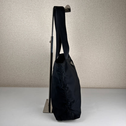 Prada Navy Tote Bags A-15732