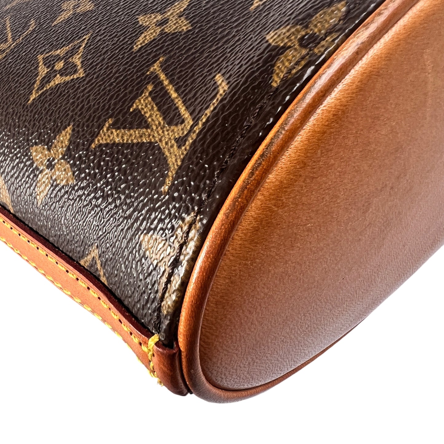 Louis Vuitton Brown Shoulder Bags A-15793