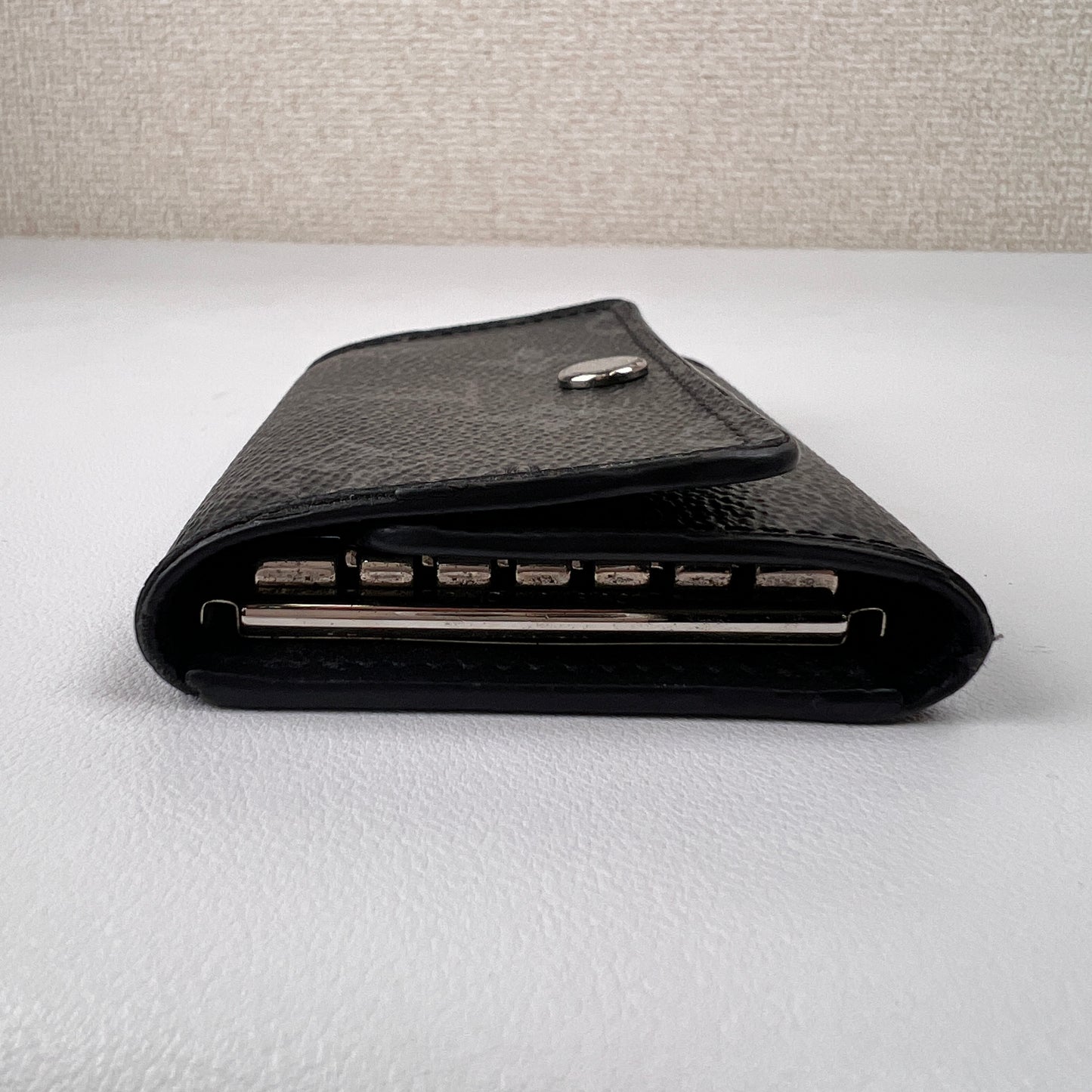 Louis Vuitton Black Small goods A-15795