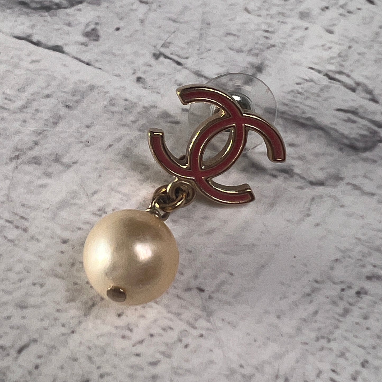 Chanel Pink Earrings A-15834