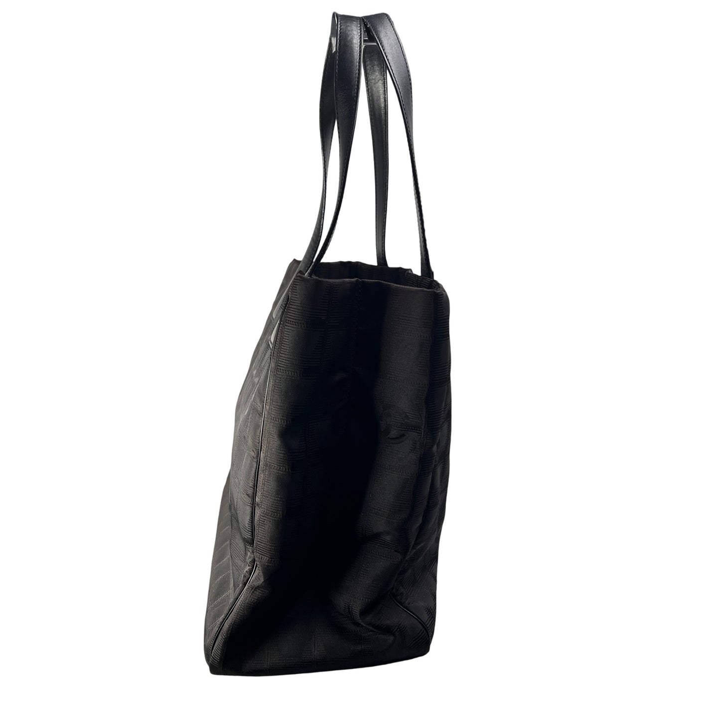 Chanel Black Tote Bags A-15838