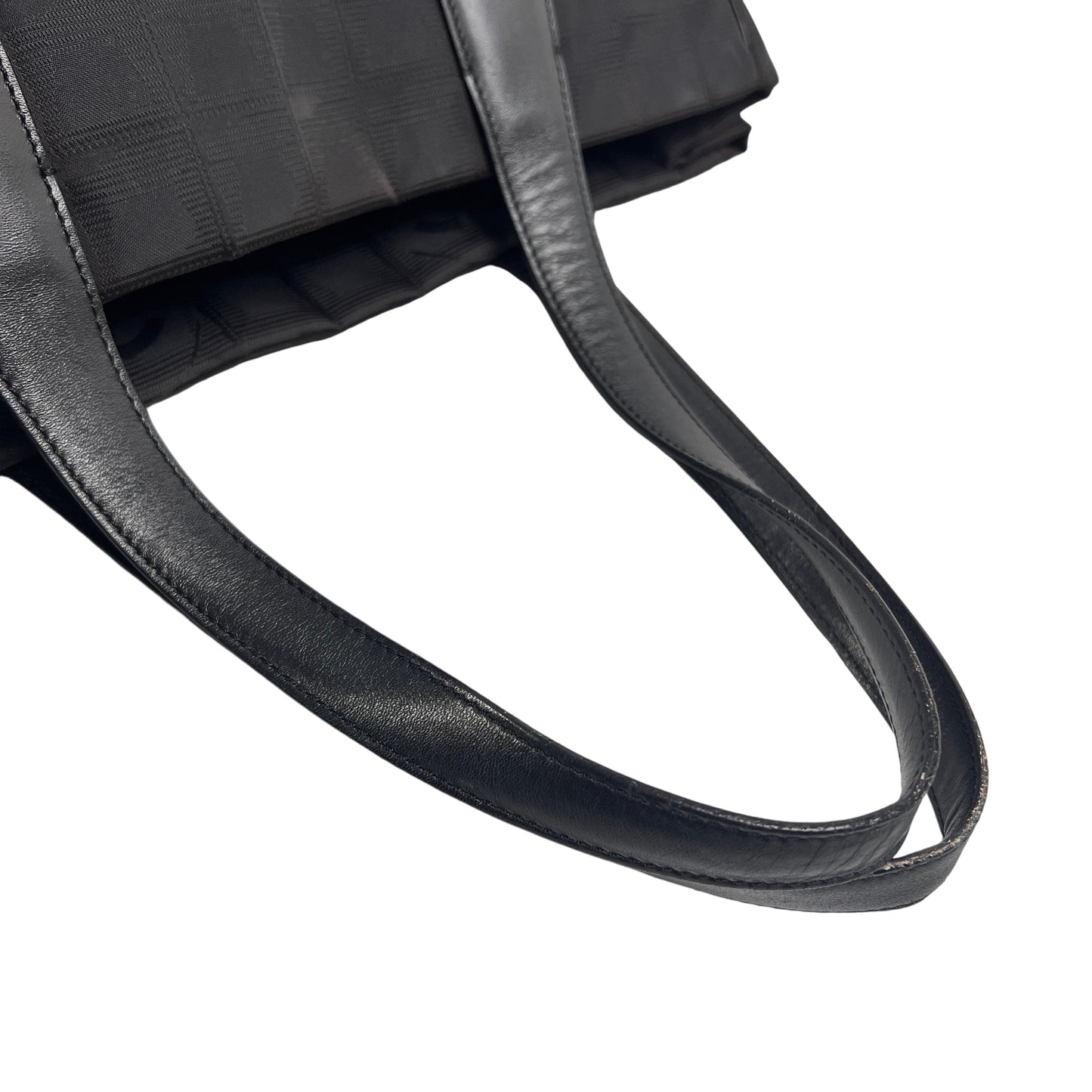 Chanel Black Tote Bags A-15838