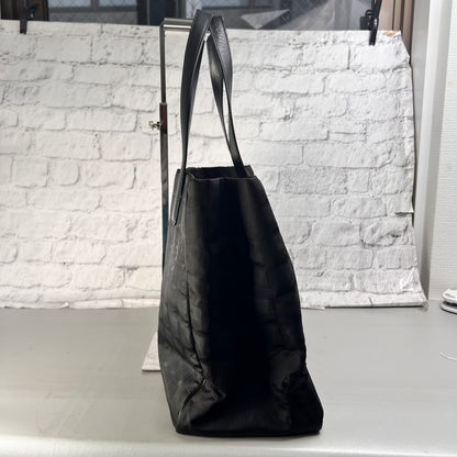 Chanel Black Tote Bags A-15838