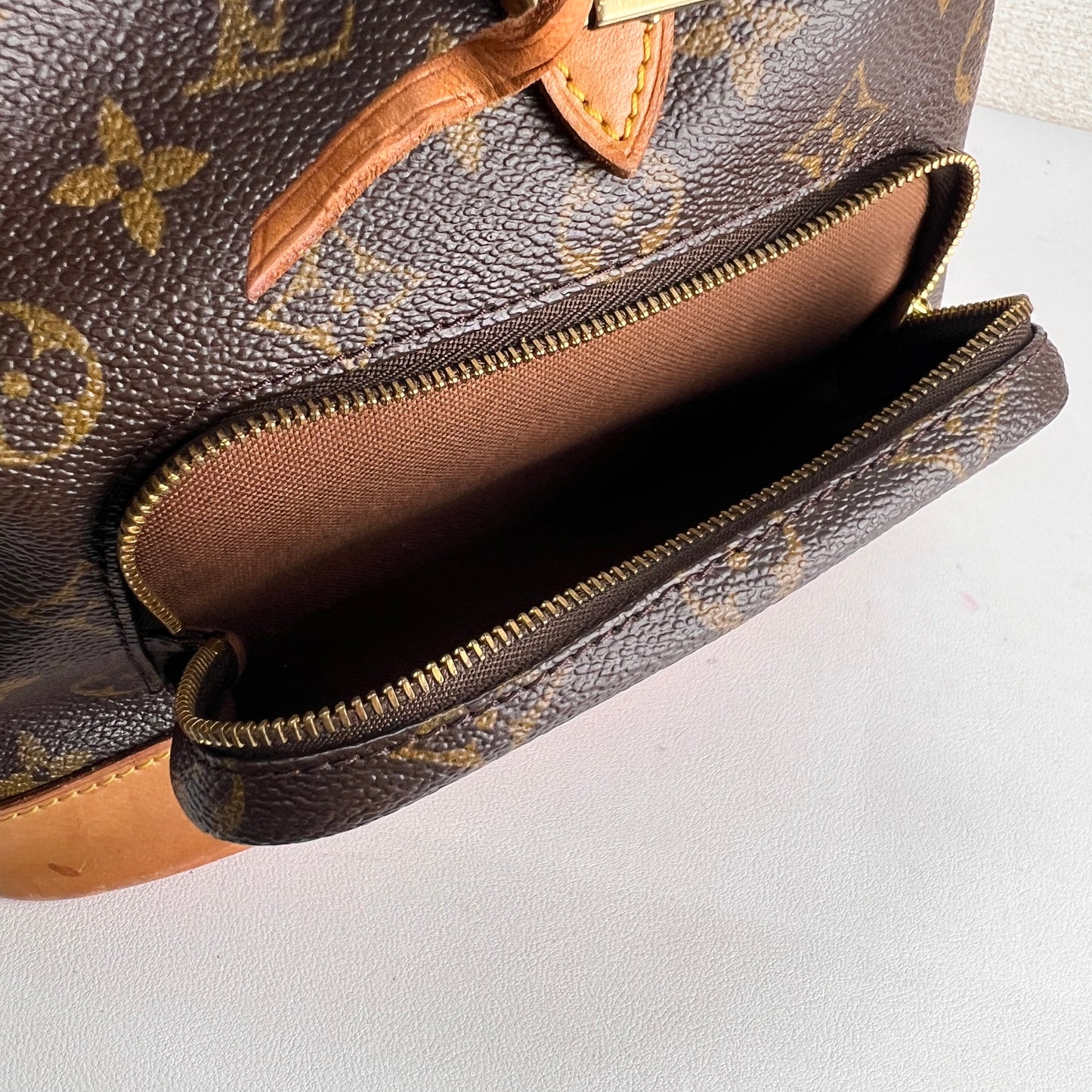 Louis Vuitton Brown Handle Bags A-15853