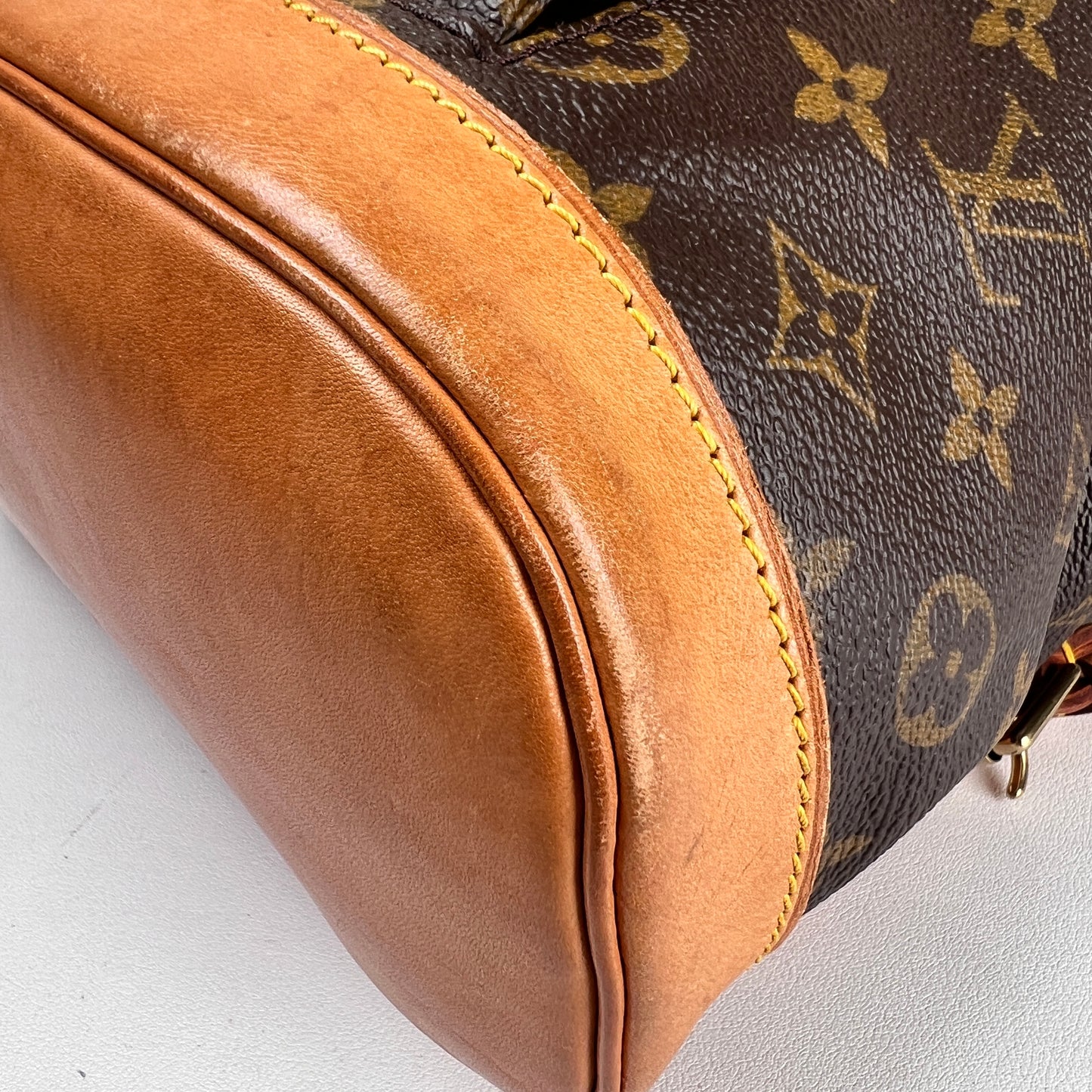 Louis Vuitton Brown Handle Bags A-15853