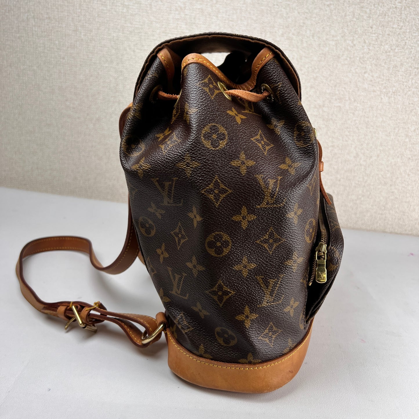 Louis Vuitton Brown Handle Bags A-15853