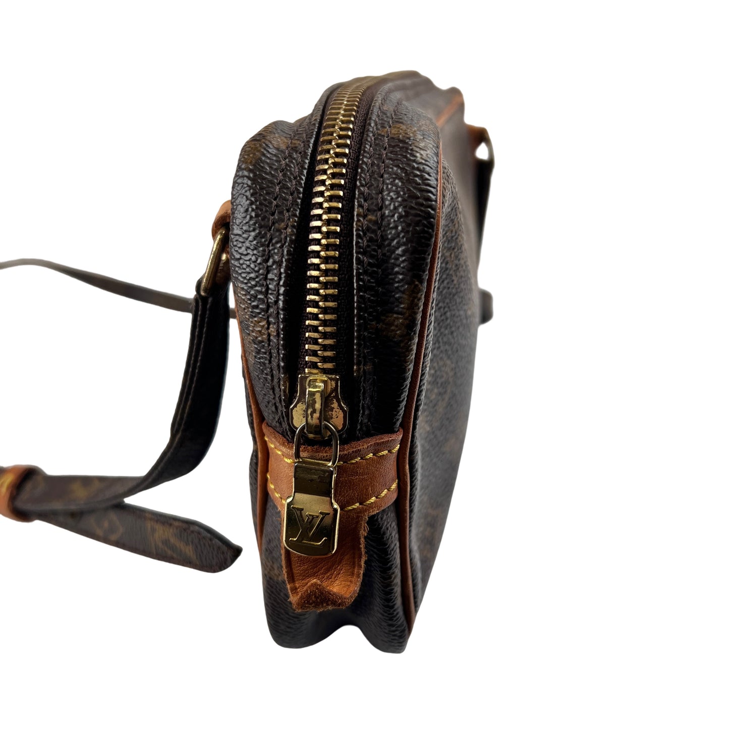 Louis Vuitton Brown Shoulder Bags A-15858