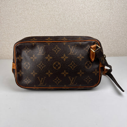 Louis Vuitton Brown Shoulder Bags A-15858