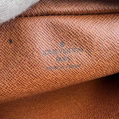 Louis Vuitton Brown Shoulder Bags A-15859