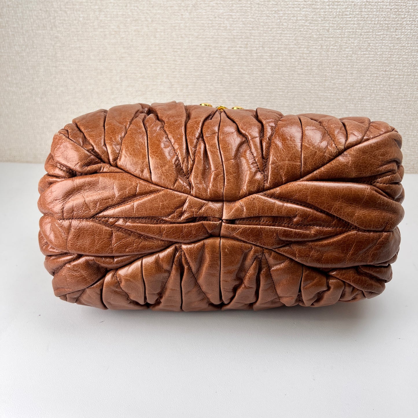 Miu Miu Brown Handle Bags A-15867