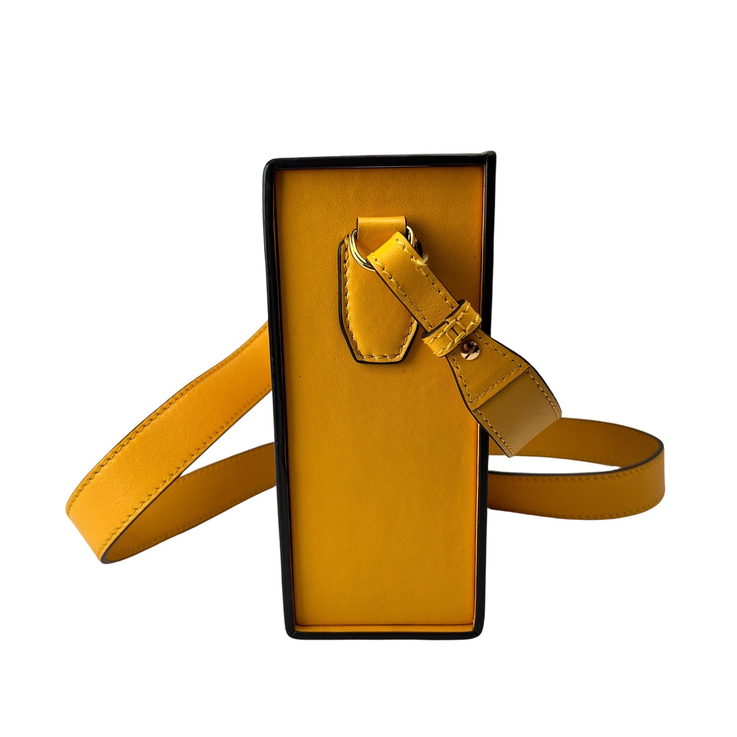 Fendi Yellow Shoulder Bags A-15869
