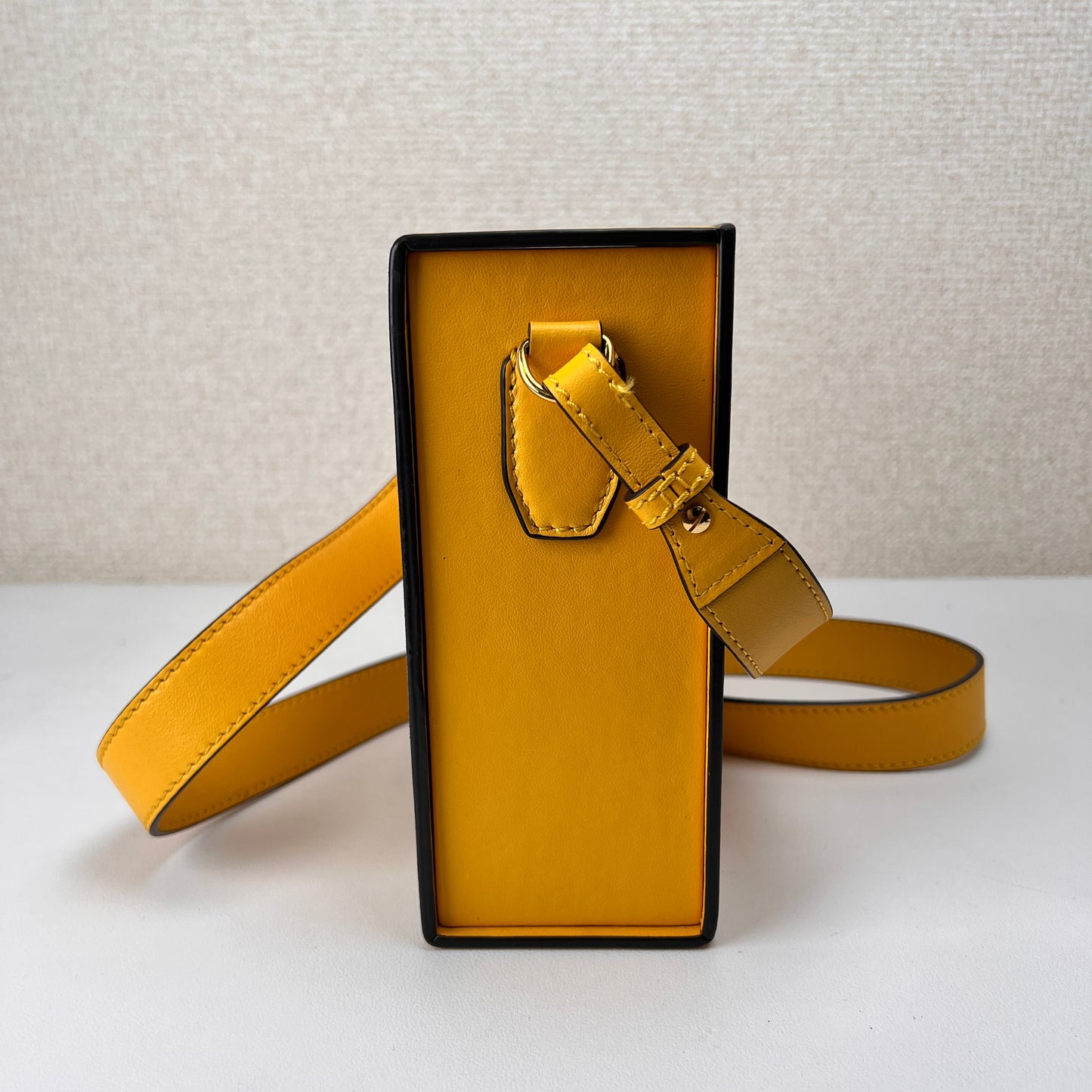 Fendi Yellow Shoulder Bags A-15869