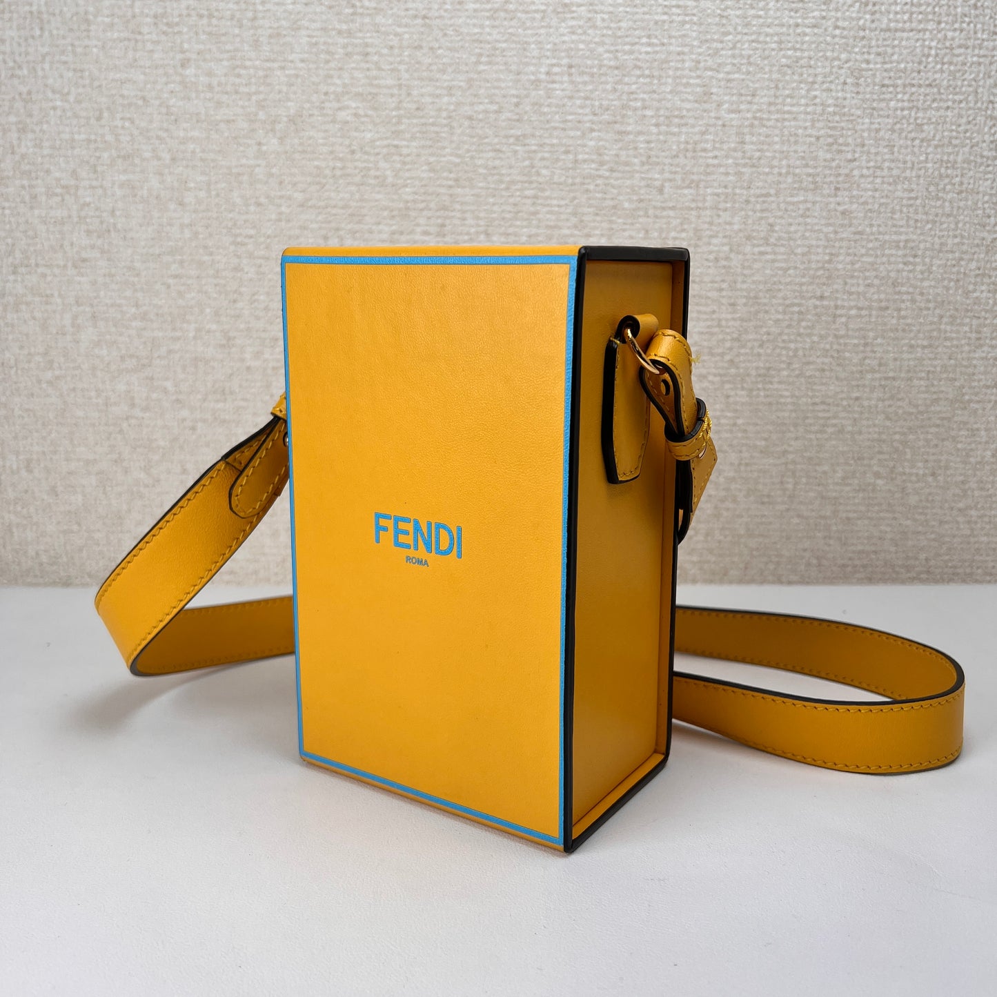 Fendi Yellow Shoulder Bags A-15869