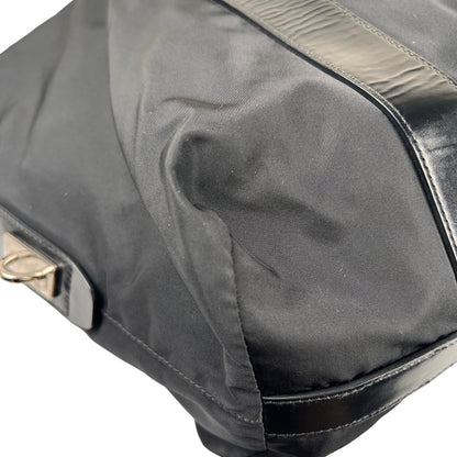Prada Black Handle Bags A-15870