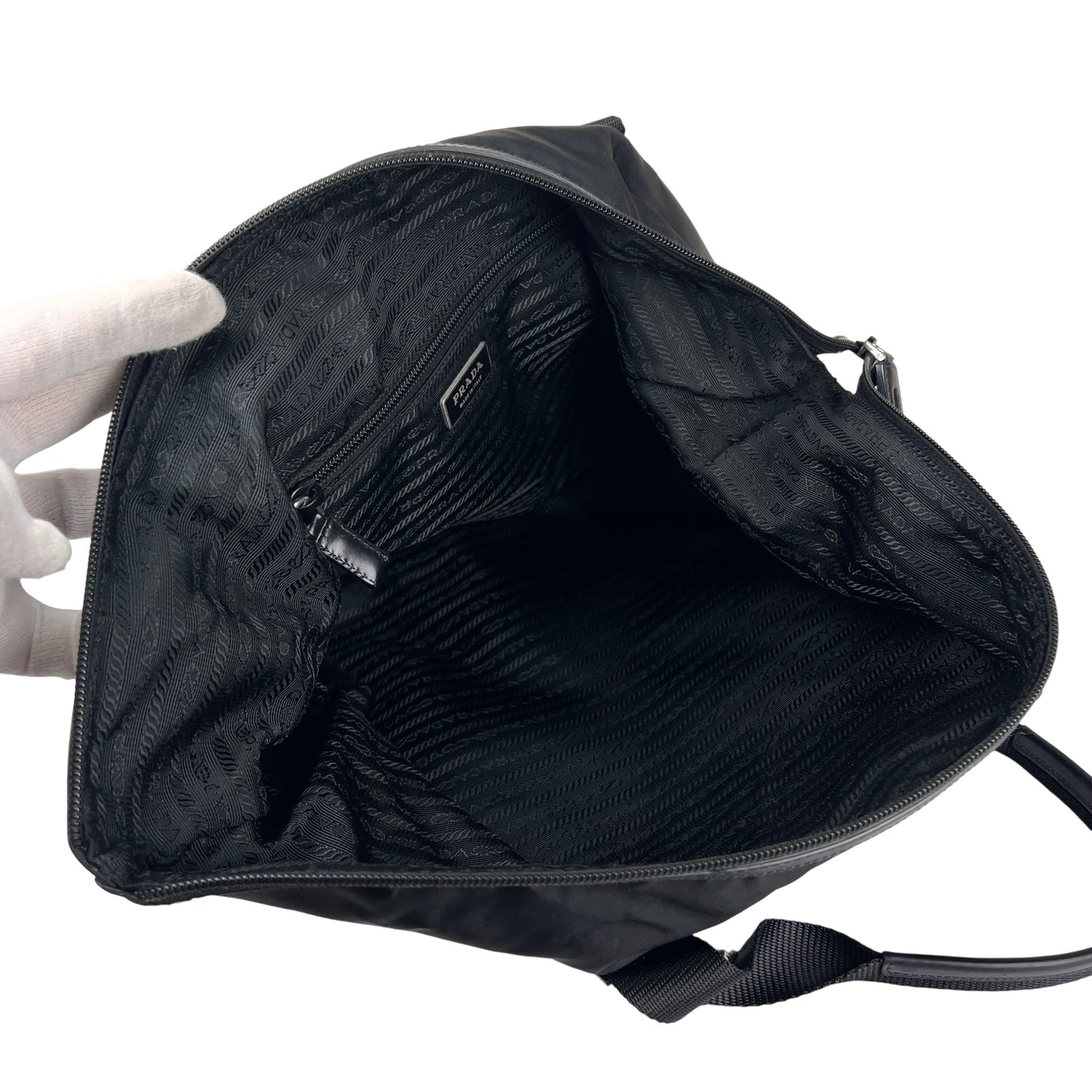 Prada Black Handle Bags A-15870