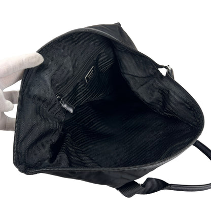 Prada Black Handle Bags A-15870