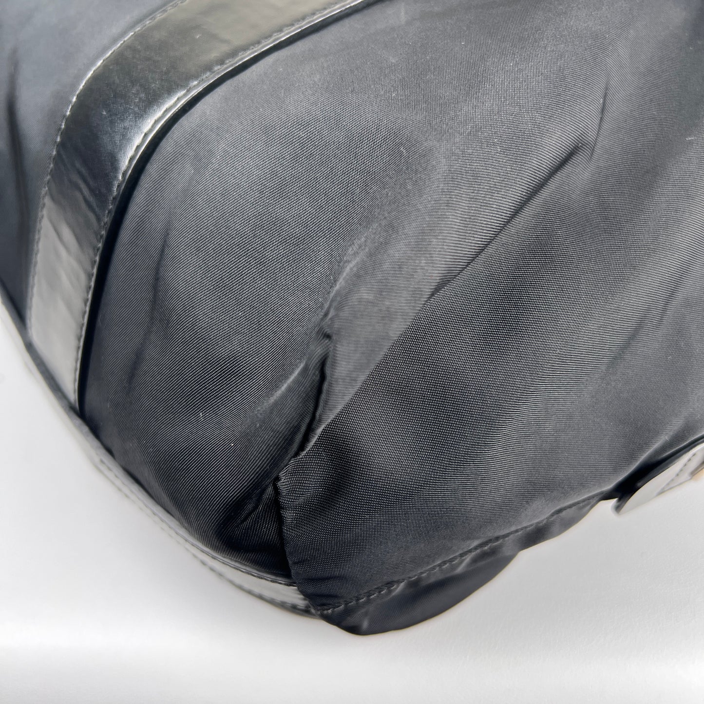 Prada Black Handle Bags A-15870