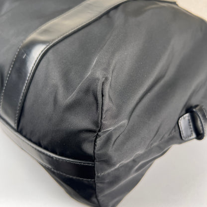 Prada Black Handle Bags A-15870