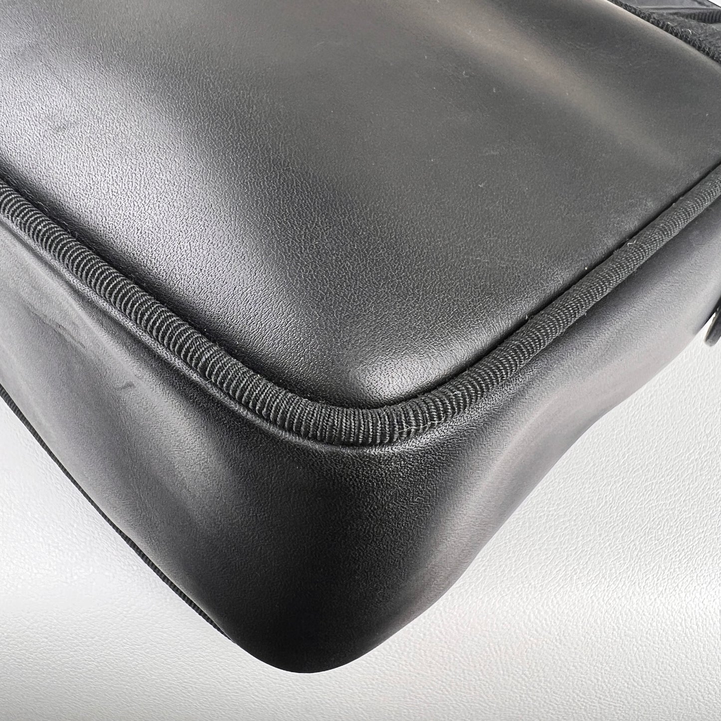 Ferragamo Black Handle Bags A-15891
