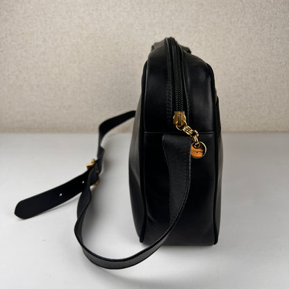 Ferragamo Black Handle Bags A-15891
