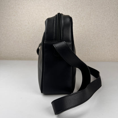 Ferragamo Black Handle Bags A-15891