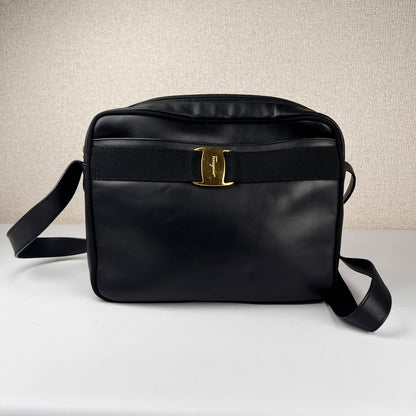 Ferragamo Black Handle Bags A-15891