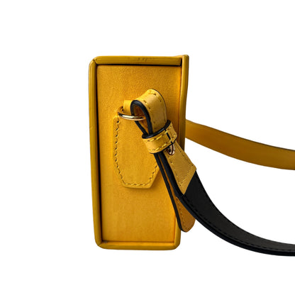 Fendi Yellow Shoulder Bags A-15896
