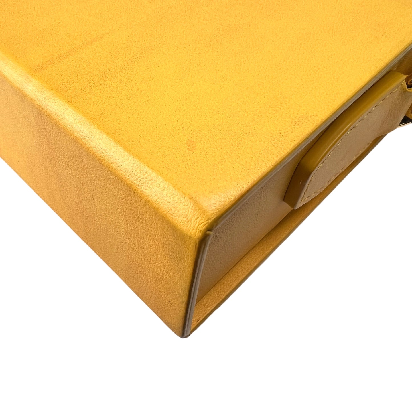 Fendi Yellow Shoulder Bags A-15896