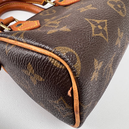 Louis Vuitton Brown Handle Bags A-15899