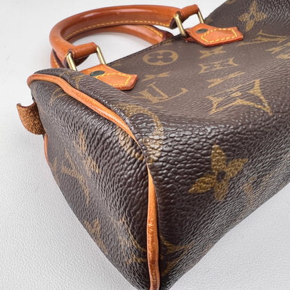 Louis Vuitton Brown Handle Bags A-15899