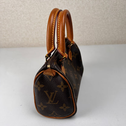 Louis Vuitton Brown Handle Bags A-15899