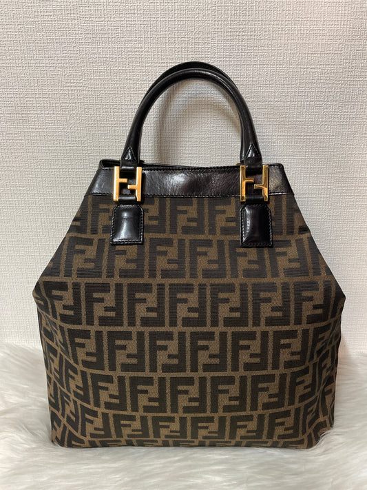 Fendi Black Handle Bags A-15900